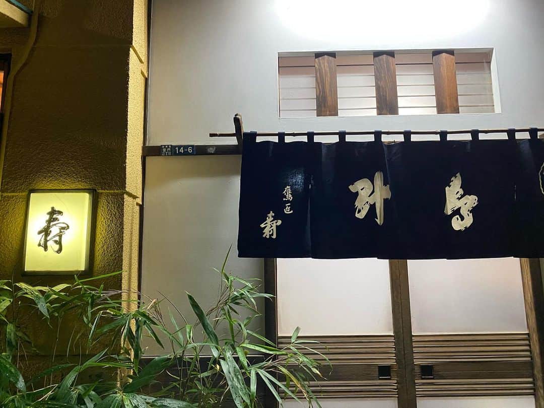 里美ゆりあのグルメインスタ