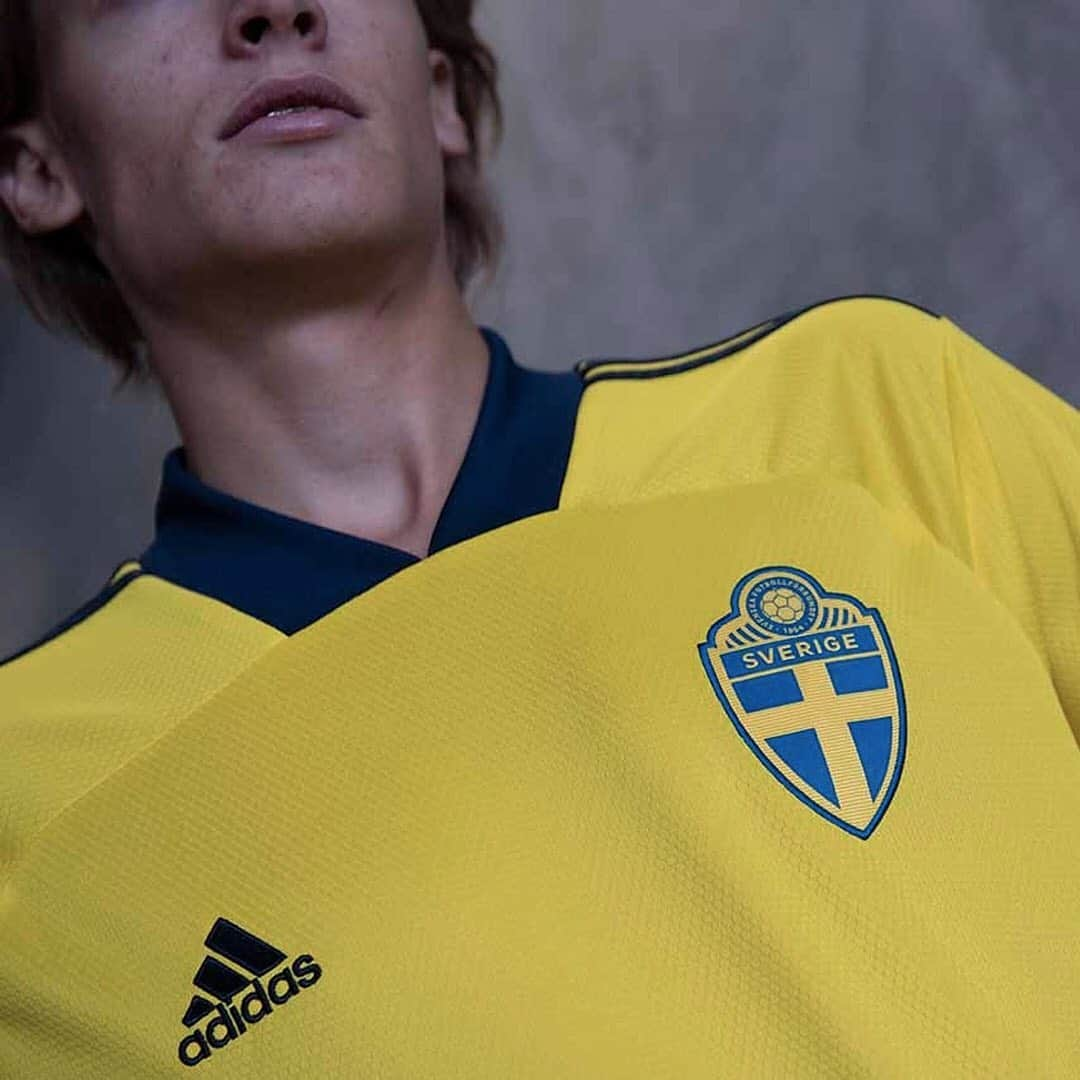 HYPEBEASTさんのインスタグラム写真 - (HYPEBEASTInstagram)「@hypebeastsports: @adidasfootball has debuted a range of home jerseys that international teams will wear for EURO 2020. Each kit is inspired by the meeting point between art and football with the design process beginning through hand-drawn sketches. Head to the link in bio to get a better look at the international kits.⁠⠀ Photo: adidas Football」11月11日 23時02分 - hypebeast