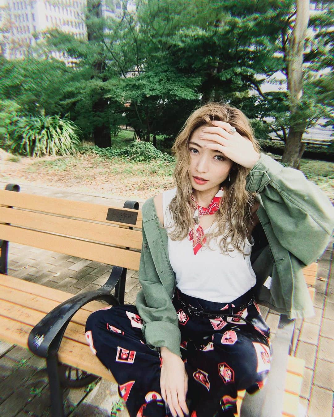 滝口成美のインスタグラム：「🍁」