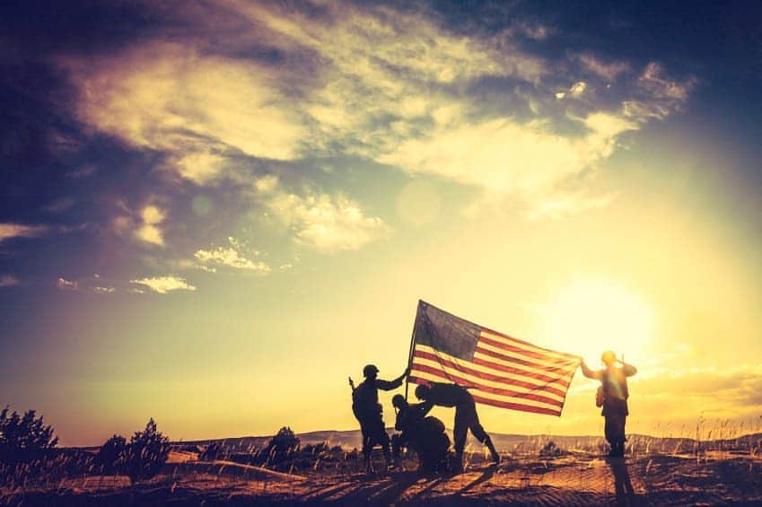 Stone Sourのインスタグラム：「Today we honor all those who have served. Thank you. #VeteransDay」
