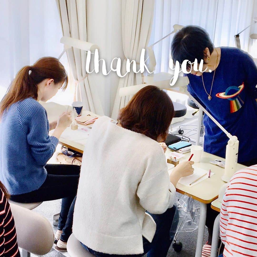 なかやまちえこさんのインスタグラム写真 - (なかやまちえこInstagram)「nail school tricia. 表参道駅から徒歩1分の少人数制のネイルスクールです😊💫⠀ わたしももう10年以上講師させて頂いてます😌🙏✨⠀ わたしの授業はスクール在校生以外にも有料にて卒業生、外部生さん受け付けております！⠀ 来月は12/16！！詳しくは、triciaホームページやお問い合わせ☎️03-6419-7314 まで🙌🙌💫」11月12日 0時23分 - chiekonakayama