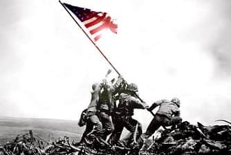 アダム・サンドラーさんのインスタグラム写真 - (アダム・サンドラーInstagram)「To all the veterans past and present: thank you for your bravery, sacrifice, and patriotism.」11月12日 0時41分 - adamsandler