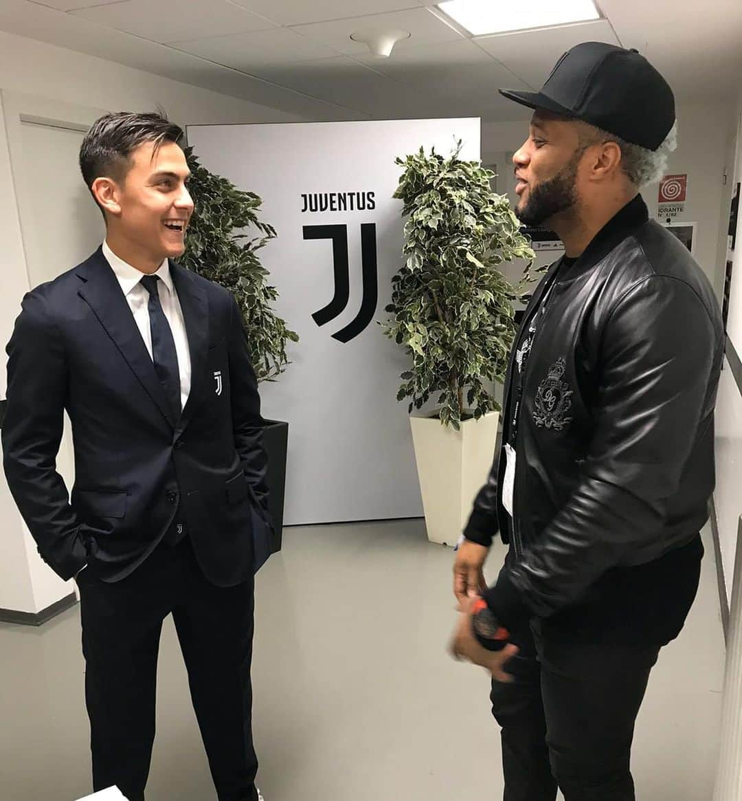 ロビンソン・カノさんのインスタグラム写真 - (ロビンソン・カノInstagram)「The masked man and game-winner @paulodybala. Great to see you brother and thanks for hosting @juventus. • El hombre enmascarado y el ganador del partido @paulodybala. Fue un placer a ver visto hermano y gracias por presentar en los @juventus.」11月12日 0時58分 - robinsoncano