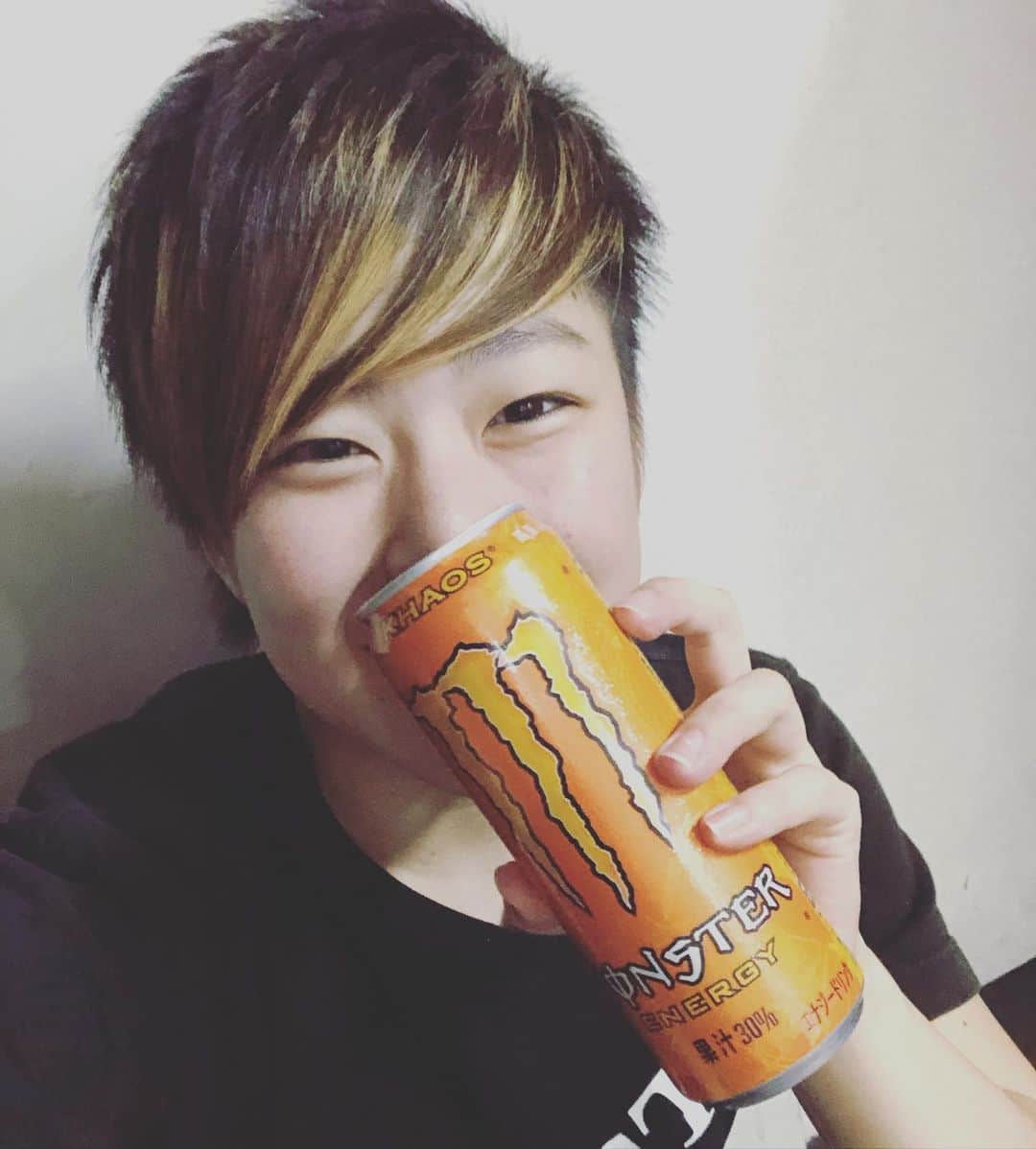 小野崎玲皇のインスタグラム：「れおたカラーのMONSTER🦁」