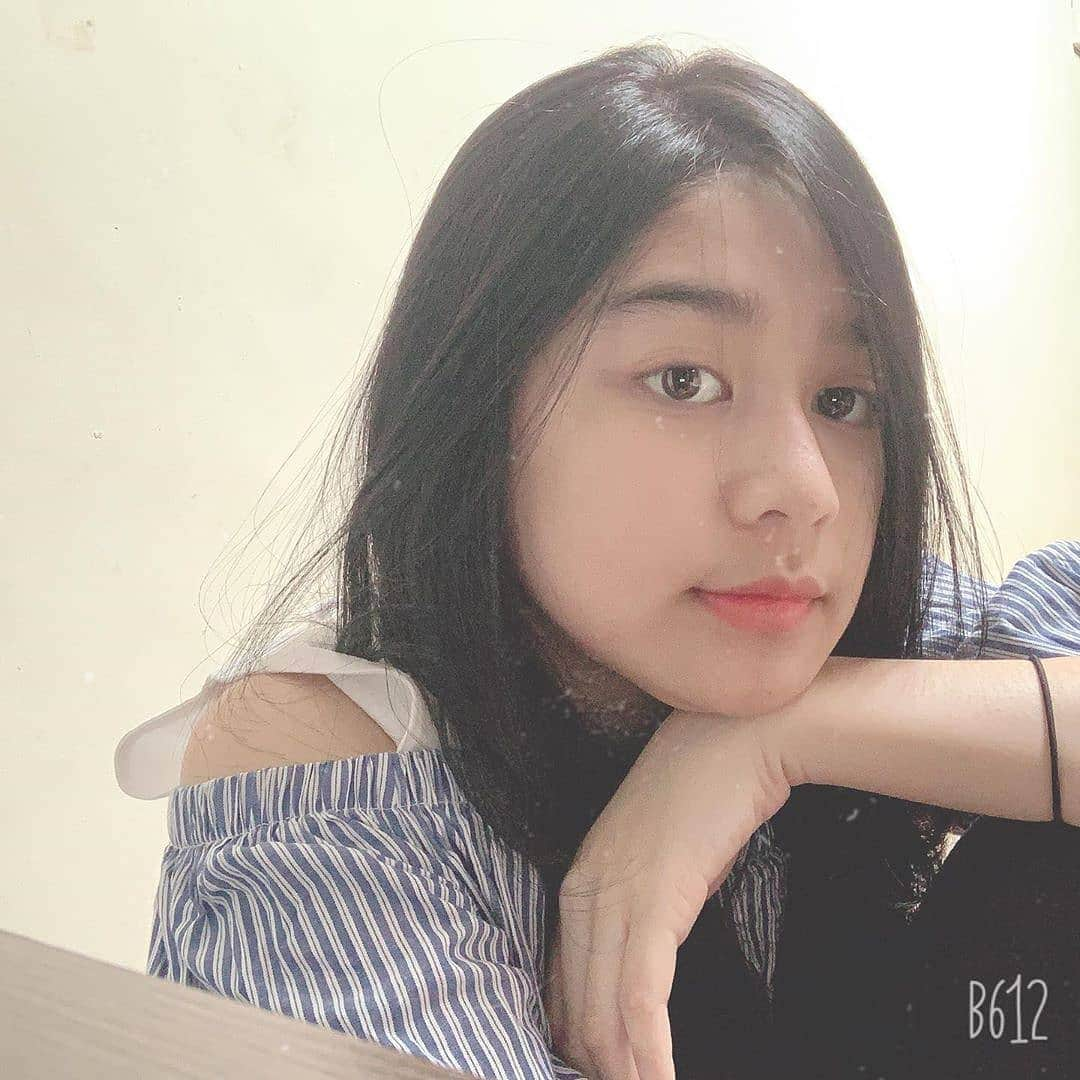 B612のインスタグラム：「My favorite noise filter💖 ⠀ Credits to- @alinnfziah」