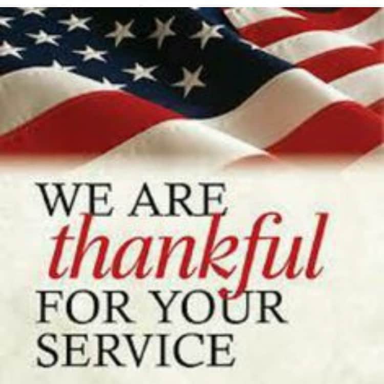 レクシー・トンプソンさんのインスタグラム写真 - (レクシー・トンプソンInstagram)「Thank you to all the men and women that have served our country, your service is always remembered and appreciated! 🇺🇸❤️👊🏼 #veteransday2019」11月12日 3時31分 - lexi