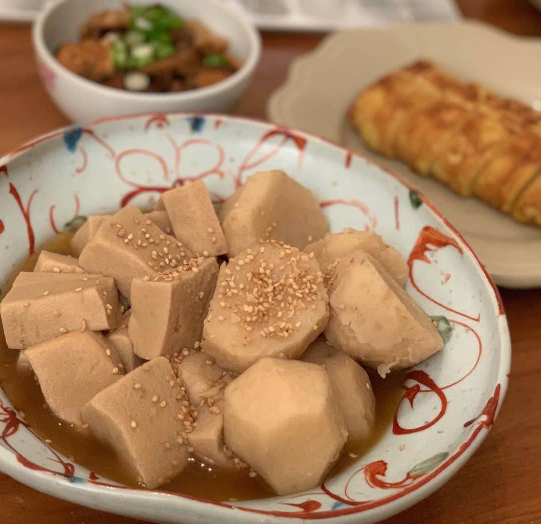 辻仁成さんのインスタグラム写真 - (辻仁成Instagram)「高野豆腐と里芋の煮っころがし、も。」11月12日 3時34分 - tsujihitonari