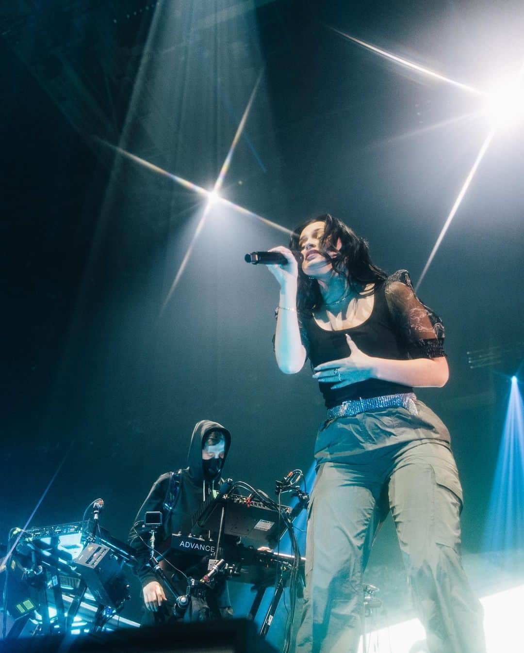 アラン・ウォーカーさんのインスタグラム写真 - (アラン・ウォーカーInstagram)「Some more pictures from the epic night at Oslo Spektrum. Thank you to all the vocalists that joined me on stage you guys are amazing! Next up, The Aviation Tour, India」11月12日 3時42分 - alanwalkermusic