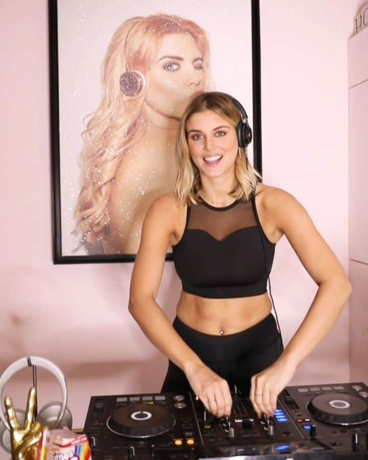 Ashley Jamesのインスタグラム