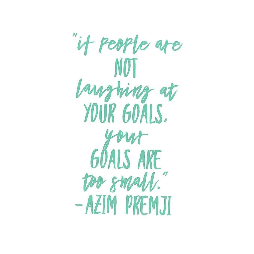 ブリアンナ・ブラウンさんのインスタグラム写真 - (ブリアンナ・ブラウンInstagram)「Amen! #MondayMotivation #DreamBig #DoBig 👊 . “If people are not laughing at your goals, your goals are too small.” -Azim Premji . . . . . #quotestoliveby #goodquotes #quotegram #quoteoftheday #mondaymantra #thenewhollywood #manifestingyourmission #manifest #newyearnewyou #goalsetters #goaldiggers」11月12日 5時26分 - briannabrownkeen