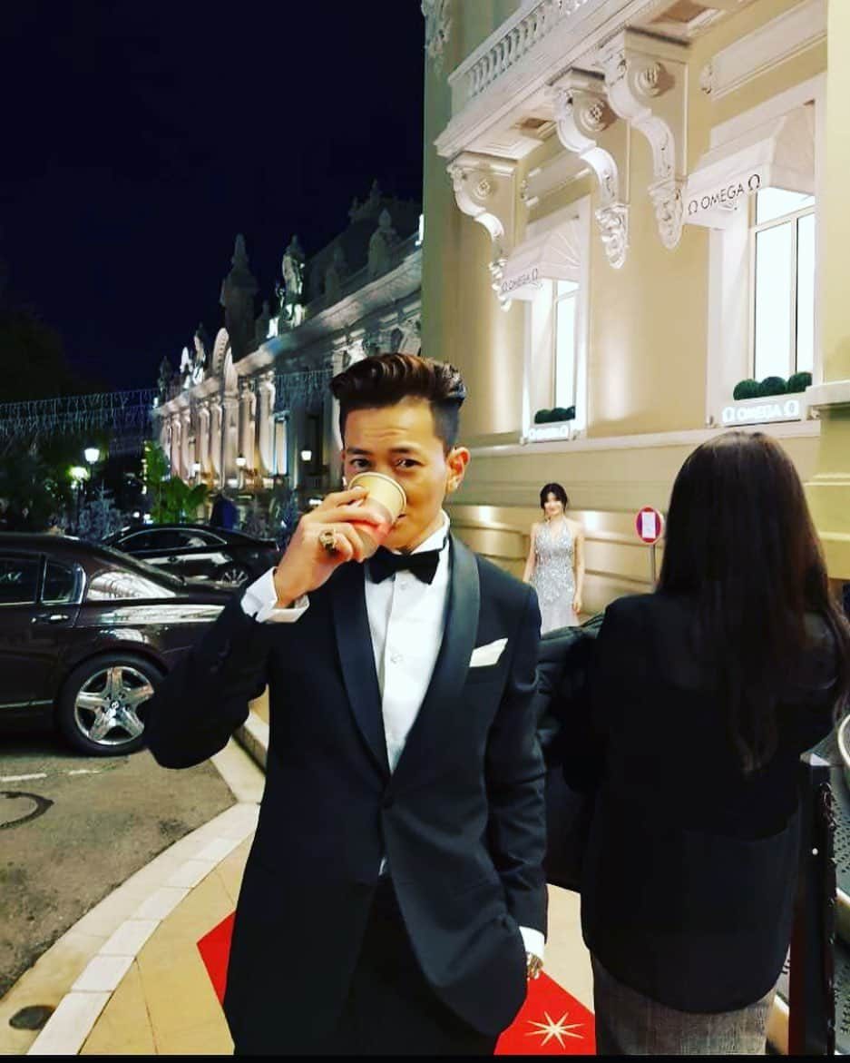 グァンス さんのインスタグラム写真 - (グァンス Instagram)「#Memory #Monaco Do u wanna #Coffee #???」11月12日 12時16分 - kwangsamak