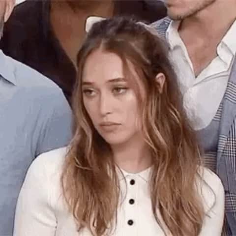 アリシア・デブナム・キャリーのインスタグラム：「Big Monday mood.」