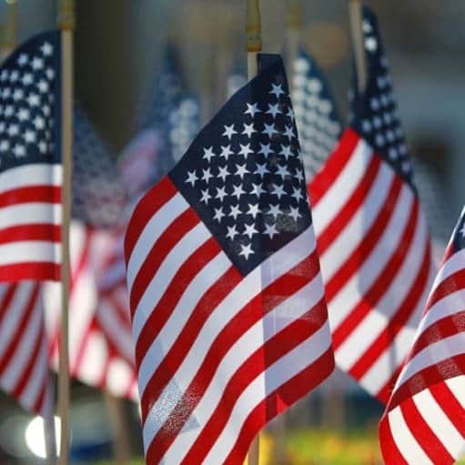 ニック・マルティネスのインスタグラム：「Happy Veterans Day! Home of the Free because of the Brave!」