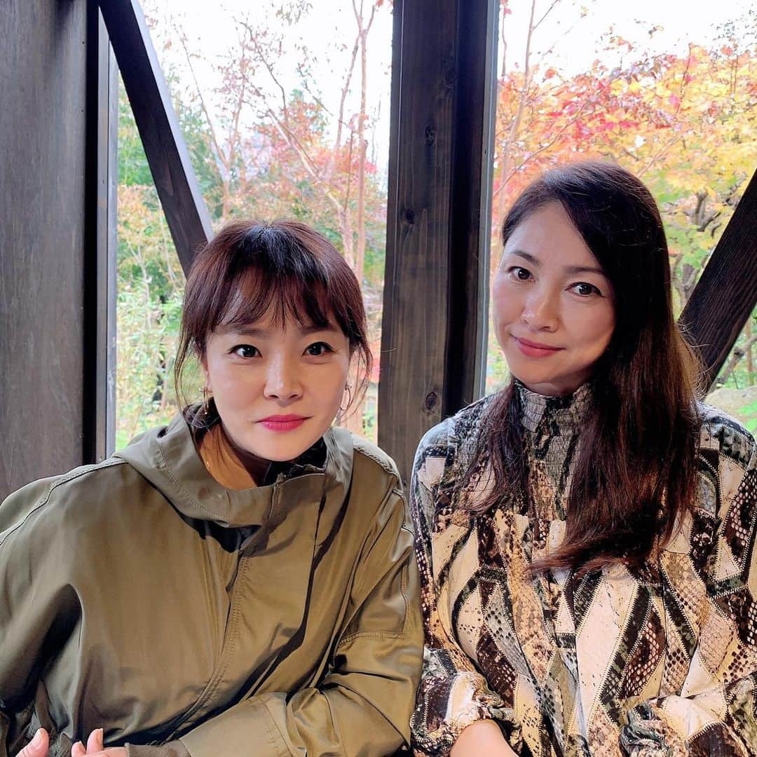 田中悦子さんのインスタグラム写真 - (田中悦子Instagram)「那須高原の〆は、チーズガーデンで沢山お買い物〜の 併設のレストランしらさぎ邸でランチ😋⠀ ⠀  クレソンのサラダが大好き💕⠀ ⠀  #那須高原 #チーズガーデン #しらさぎ邸 #ランチ #クレソンのサラダ #トマトサラダ #ビーフシチュー #女子旅 #followme」11月12日 8時10分 - etsuko.reborn25