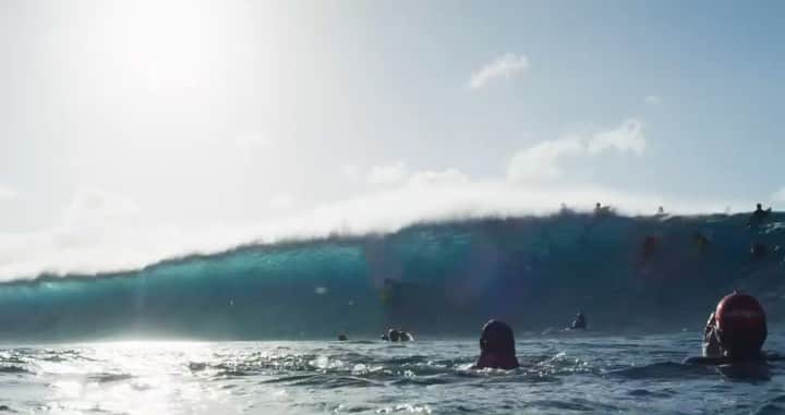 ジョン・ジョン・フローレンスのインスタグラム：「It feels good to be back in the water. Looking forward to doing some of this」