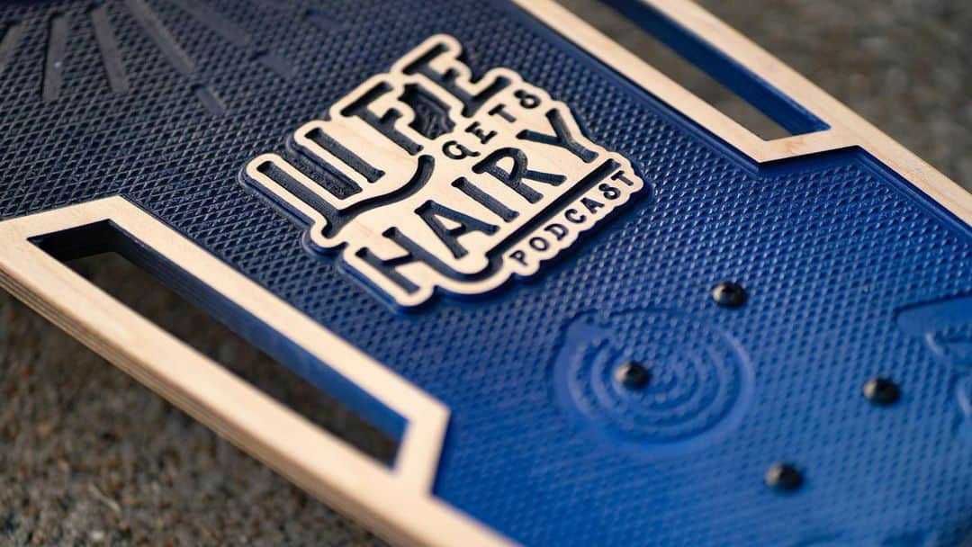 Dream Beardさんのインスタグラム写真 - (Dream BeardInstagram)「*GIVEAWAY* In honor of the rad podcast I did with @bearwalkerofficial  We are giving away a Custom LGH board. Only 2 in existence.  I have one, and now you can too! Simply: Follow @bearwalkerofficial  Share this post on your story. For more entries, head over to bears page for details.」11月12日 9時35分 - dreambeard