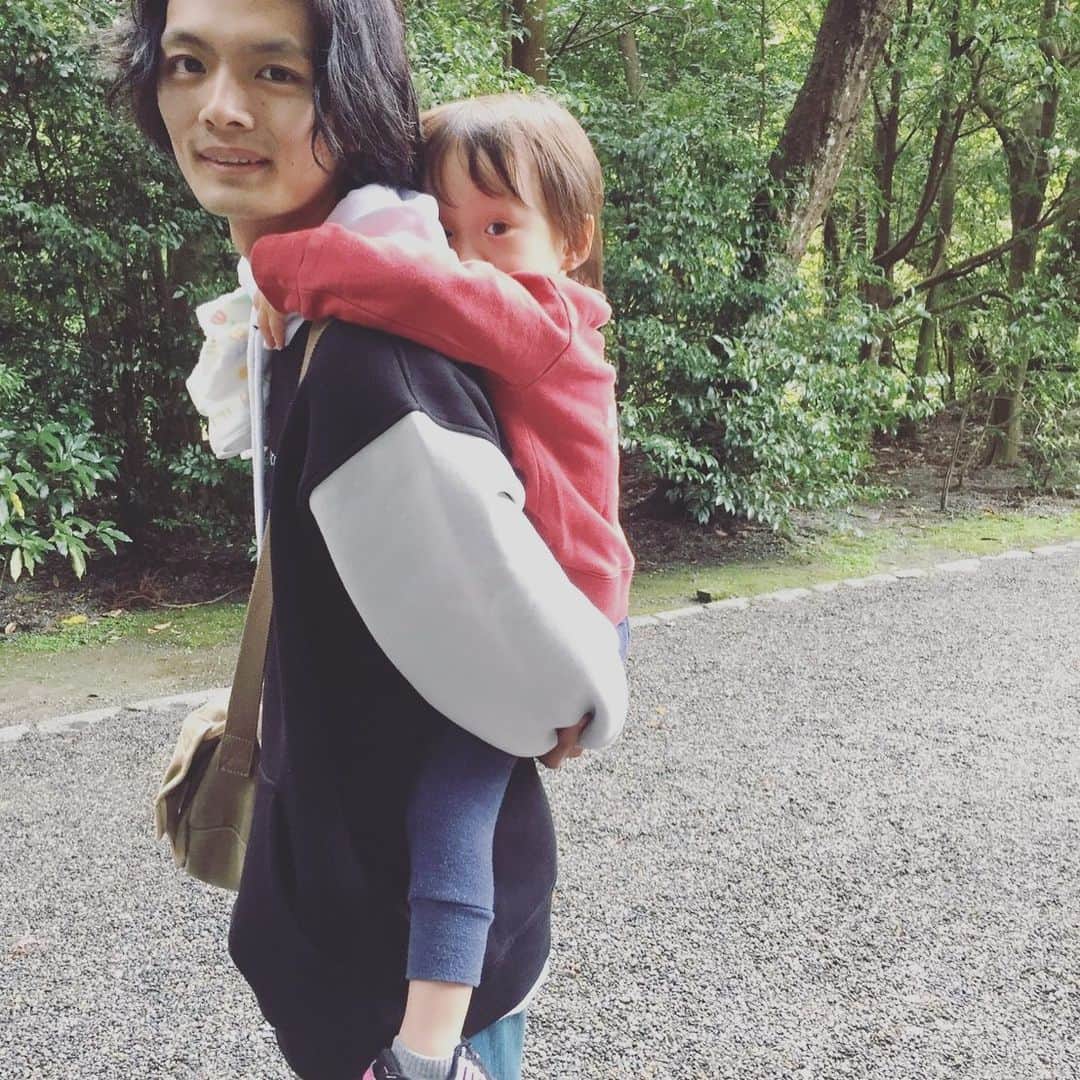 のインスタグラム：「ボクにも良い背中を見せたい僕のエゴ」