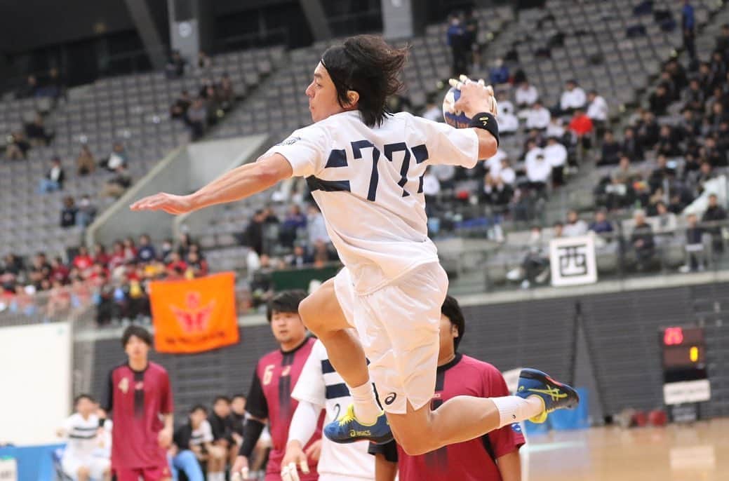 宮崎大輔さんのインスタグラム写真 - (宮崎大輔Instagram)「インカレ準優勝で終わりました。 最後まで日体大みんなで闘いました❗️ 父兄の皆さん応援してくれたみんなありがとうございました‼️ #日本体育大学 #ハンドボール #handball #感謝 #bennu #日体大」11月12日 20時16分 - daisuke7_official