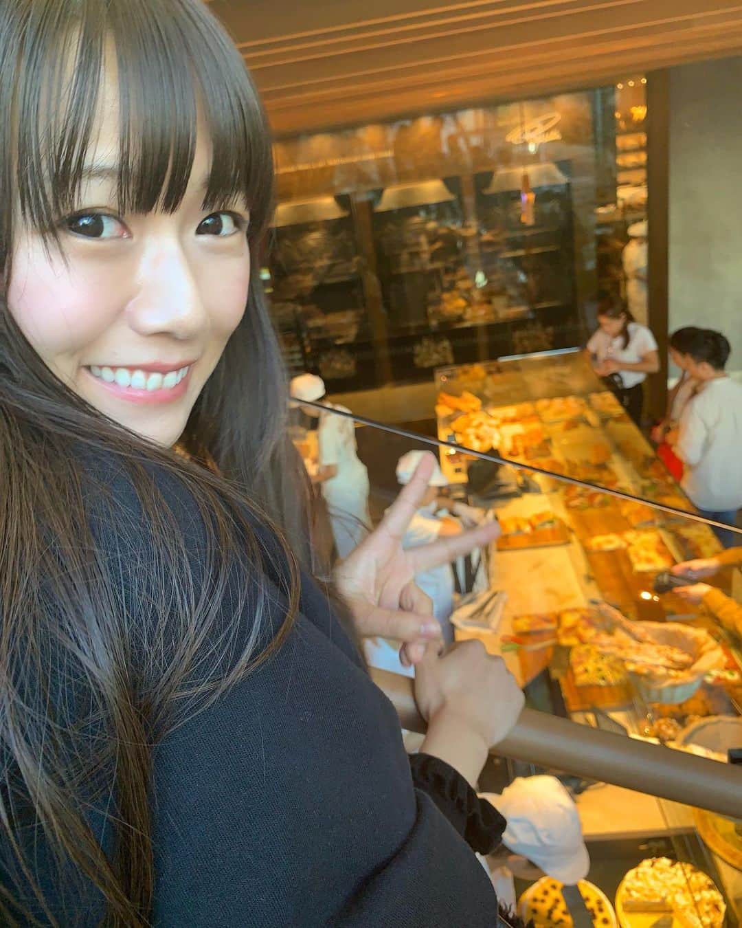 宮内桃子さんのインスタグラム写真 - (宮内桃子Instagram)「🍞🥐🥖」11月12日 20時24分 - bakemonomomo