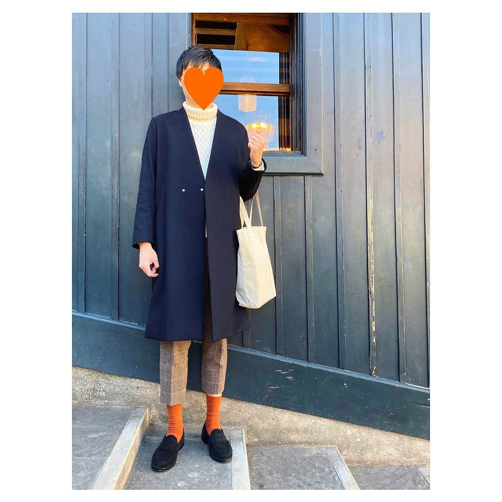 さやさんのインスタグラム写真 - (さやInstagram)「リンクコーデです🍊❁* #venice ・ one-piece. #uniqlo cardigan. @lialapg  coat. #babylone tights. #blondoll 17℃ pumps. #eizo bag. #bevini bag charm. #odetteeodile  pierce. #sunshineroom ・ ヴェネツィアにて, 綺麗な色を着たくてオレンジ。 とても綺麗な街並みなので, どこで写真を撮っても素敵で, オレンジが映えてとてもよかった◎ このコーデを選んで大正解でした☺️♥︎ ・ ・ ・ #ltaly #honeymoon #イタリア #ヴェネツィア #新婚旅行 #リンクコーデ #私服」11月12日 21時11分 - saya_wear