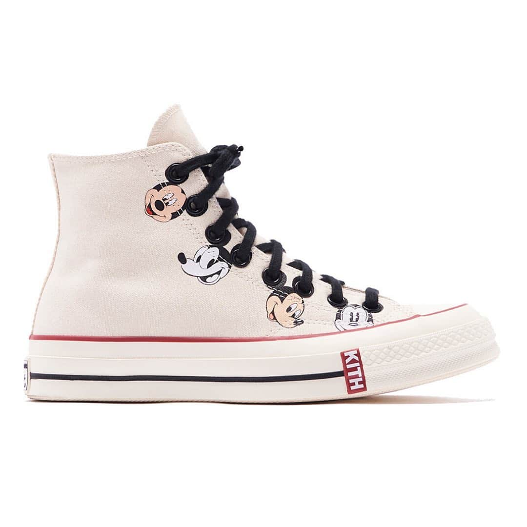 HYPEBEASTさんのインスタグラム写真 - (HYPEBEASTInstagram)「@hypebeastkicks: To accompany its full Mickey Mouse apparel collection with @disney, @kith has also teamed with @converse for three Mickey-themed takes on the classic Chuck 70 sneaker. All three designs will be available via @kith's webstore on November 18 at $140 USD per pair. ⁠⠀ Photo: KITH」11月12日 12時47分 - hypebeast