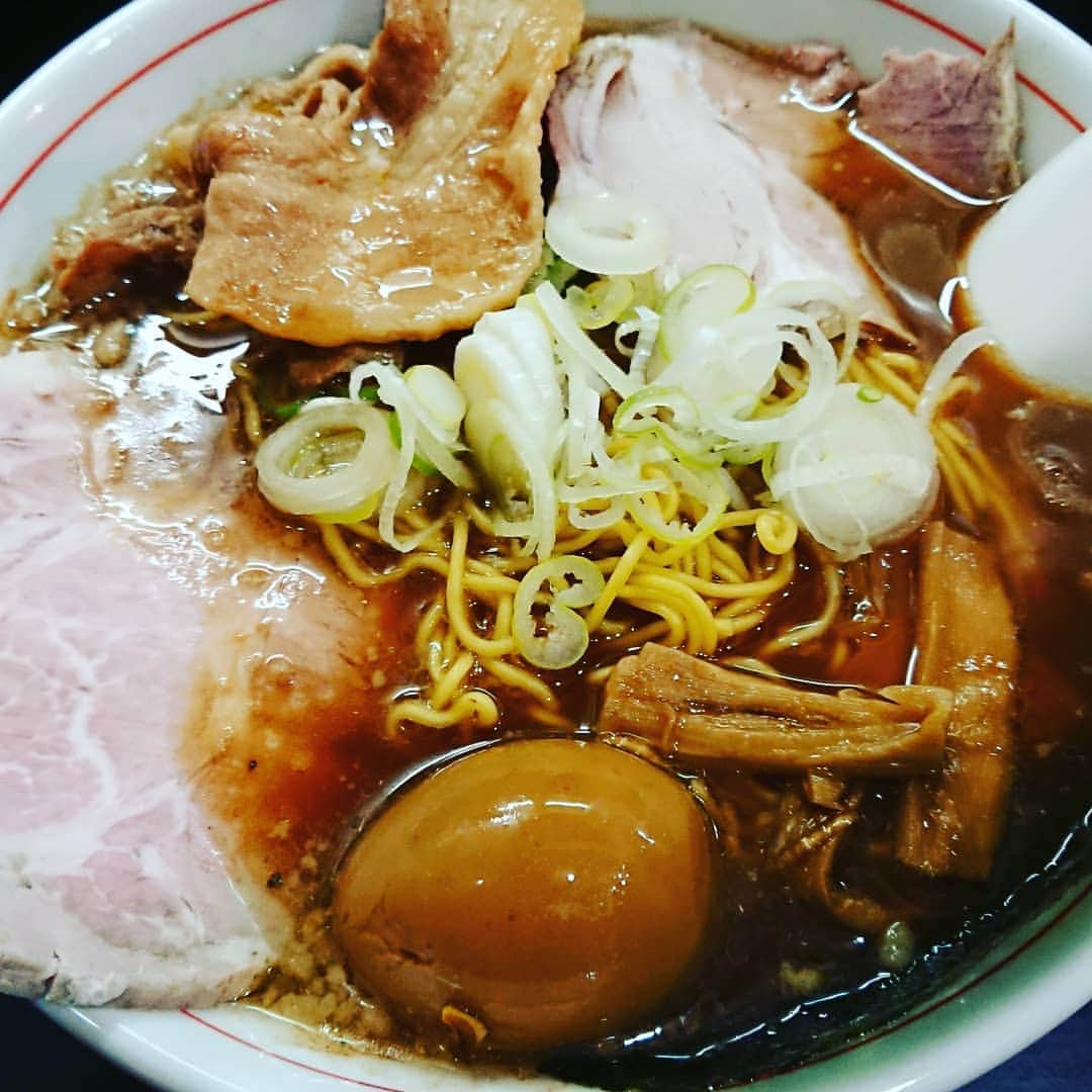 村上純のインスタグラム：「#一条流がんこラーメン総本家 #「100」 #というメニューがある #ラーメンにタレを使わない #出汁だけのスープ #腹立つくらい旨い」