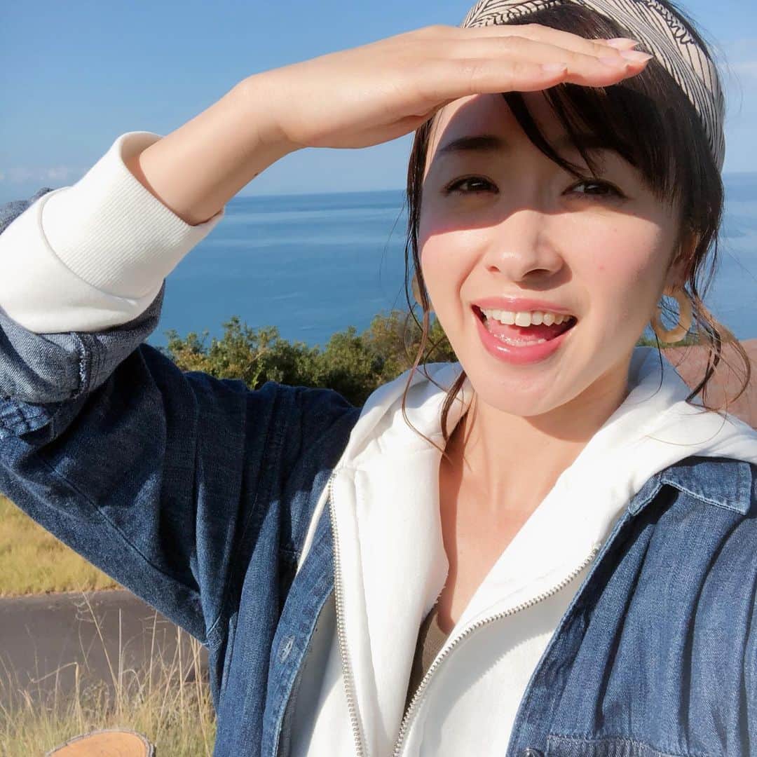 黛英里佳さんのインスタグラム写真 - (黛英里佳Instagram)「撮影で高松に来てまーす！  めちゃめちゃいー天気☀️ 瀬戸内海が穏やかに煌めいています😊  #高松」11月12日 14時48分 - erikamayuzumi_official