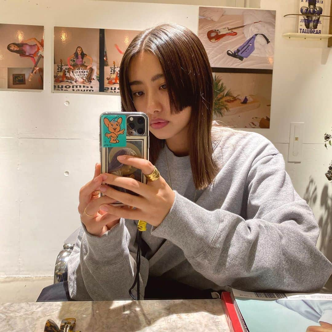 中田みのりさんのインスタグラム写真 - (中田みのりInstagram)「ちょっと切った💇🏻‍♀️ いつもありがとう @t.yonemoto」11月12日 15時56分 - minori_nakada