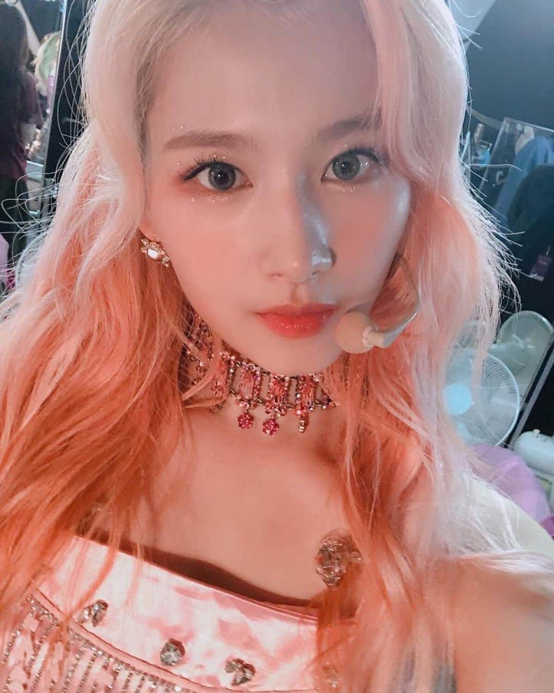 サナさんのインスタグラム写真 - (サナInstagram)「— : 🐿 ♩ #twice #sana #sanaminatozaki #minatozakisana #사나 #jyp #feelspecial #nosananolife #kpop [ © owner ]」11月12日 15時57分 - twicesana