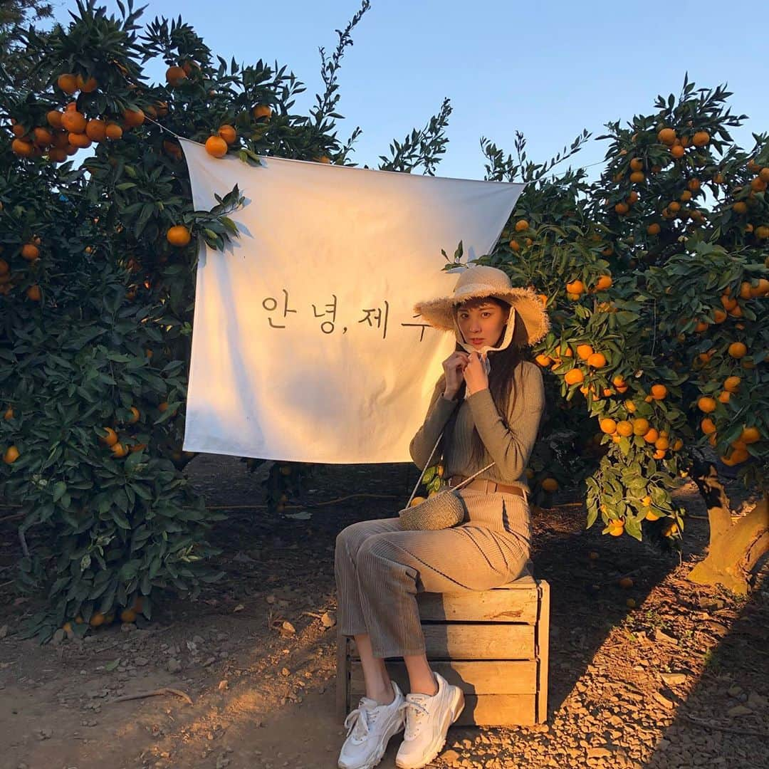 ソヒョンさんのインスタグラム写真 - (ソヒョンInstagram)「안녕🧡」11月12日 17時14分 - seojuhyun_s