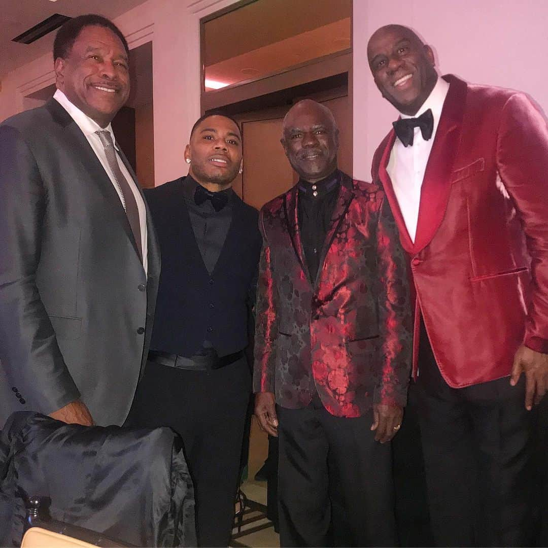 ネリーさんのインスタグラム写真 - (ネリーInstagram)「Kicked it with the real OG’s lastnight..!!! Super Dope..!!! #Motown60 #Glynnturman #MagicJohnson #DaveWinfield ..!!」11月13日 6時47分 - nelly