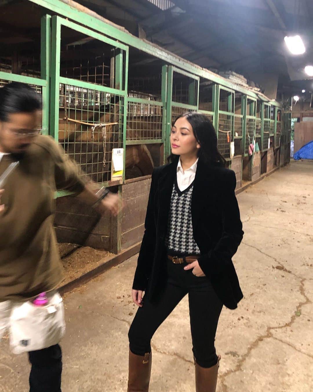 エレナ・アレジ・後藤のインスタグラム：「a fun working day outside of the city a few weeks ago 🖤 #sss-yokohama」