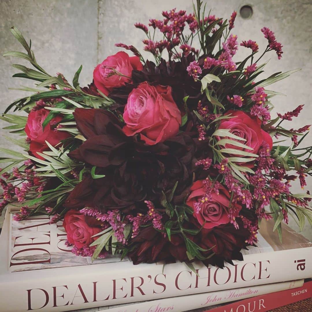 畑野ひろ子さんのインスタグラム写真 - (畑野ひろ子Instagram)「@willgarden_official  デリバリーフラワー。  #flower#flowers #bouquet #willgarden」11月12日 22時34分 - hiroko_hatano_