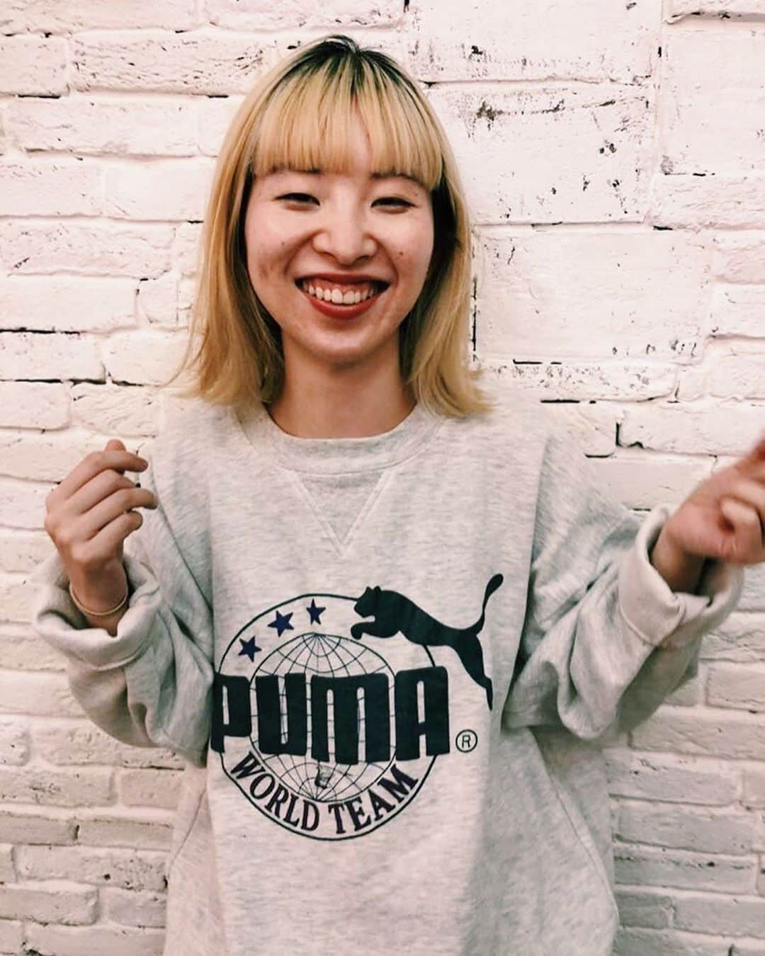 ユウキさんのインスタグラム写真 - (ユウキInstagram)「髪きったサラサラうれしいな〜💞 💇🏼‍♀️by @mayukaabe  #ブロンドカラー #neoかわいい #blondehair #neokawaii #ユウキ服」11月12日 22時43分 - yuukichan2