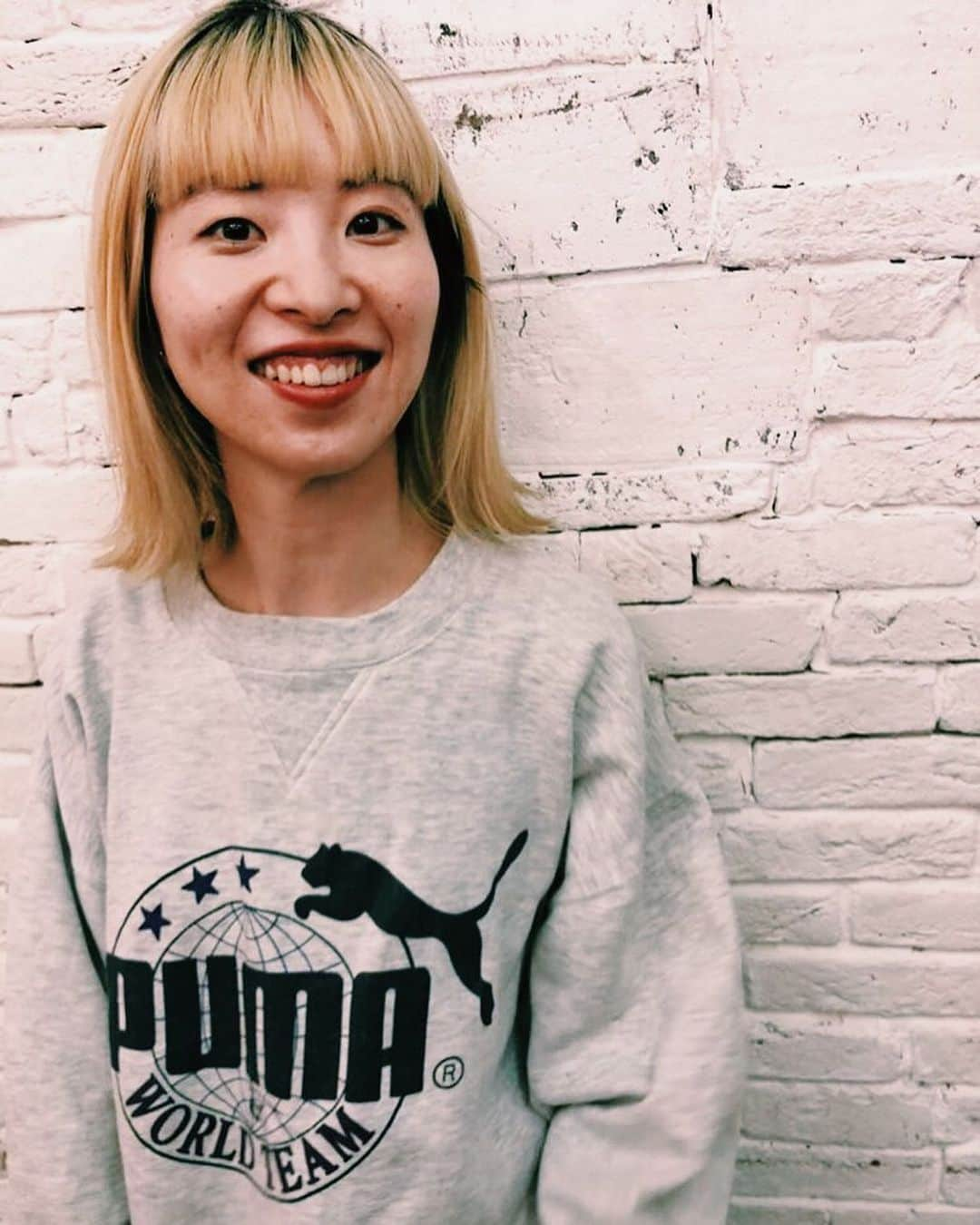 ユウキさんのインスタグラム写真 - (ユウキInstagram)「髪きったサラサラうれしいな〜💞 💇🏼‍♀️by @mayukaabe  #ブロンドカラー #neoかわいい #blondehair #neokawaii #ユウキ服」11月12日 22時43分 - yuukichan2