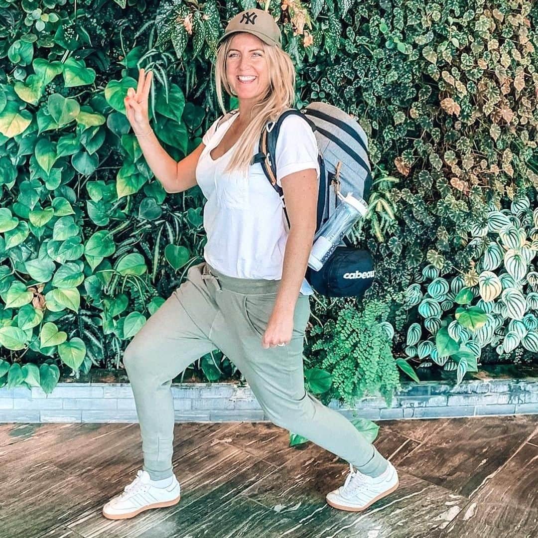 ARIIX Officialさんのインスタグラム写真 - (ARIIX OfficialInstagram)「Packed up, strapped up, and ready to roll! ✌️🏃‍♀️When you're traveling and not sure where your next glass of water might come from, Puritii Bottle is a MUST! 🙌⁠ 📷 @martenewallace⁠ .⁠ .⁠ .⁠ .⁠ .⁠ .⁠ #Puritii #waterfilter #cleanwater #cleanwateronthego #backpacking #backpackinggear  #wanderlust #travel #adventure #trekkingadventure #hikinggear #outdooradventure #pureoutdoorpassion #smartgear」11月12日 23時00分 - partnercoglobal