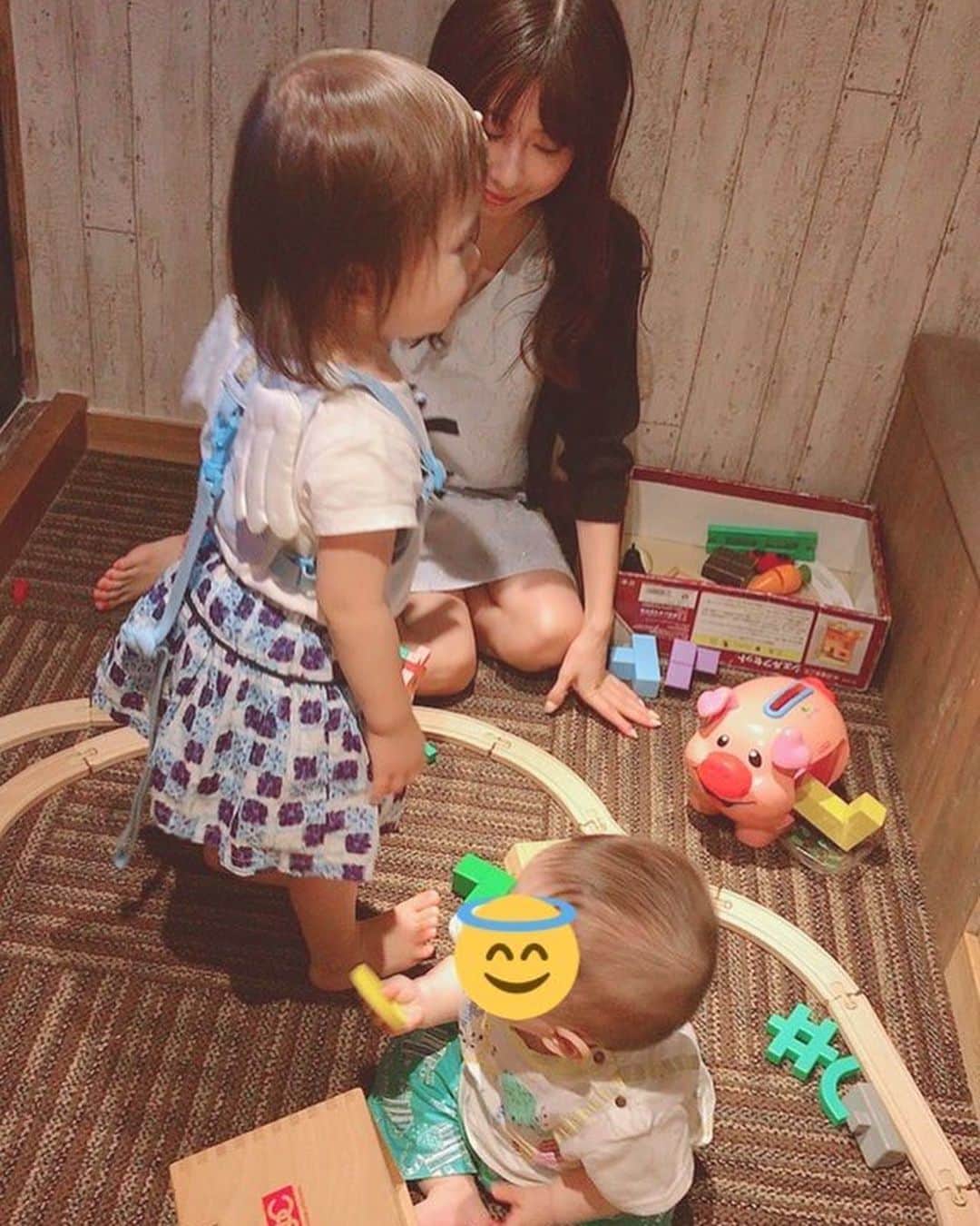 佐藤もも子のインスタグラム：「danceのリハーサルでした🌟  写真は関係ないけど 赤ちゃんとたわむれ💓🍼 癒し🍼  11.24dance公演チケットまだあります！ 自由席でしたらすぐにご用意できます🌟 まだまだ練習頑張るのでよかったら来てください🥺  kira2peach.thebase.in」