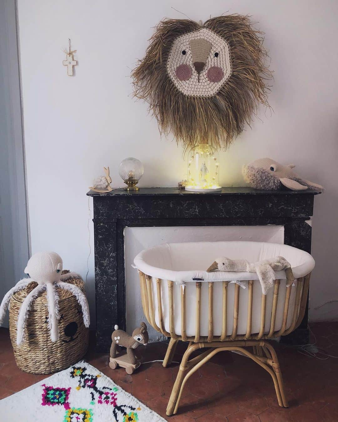 アリゼさんのインスタグラム写真 - (アリゼInstagram)「⏰🧸TIC TAC🧸⏰. . En attendant l’arrivée de notre babygirl , je vous propose un concours en partenariat avec @bebe9aix ! À gagner , un sublime berceau en rotin et sa girafe géante de la marque @childhome.be ! Je ne sais pas vous mais moi je suis totale in love 🥰. . Pour y participer rien de plus simple:. . 🎈me suivre et suivre @bebe9aix . 🎈Inviter 2 ou 3 amis en commentaires. . Tirage au sort dans une semaine ! Let’s go et bonne chance à tous 💫.」11月12日 23時32分 - alizeeofficiel