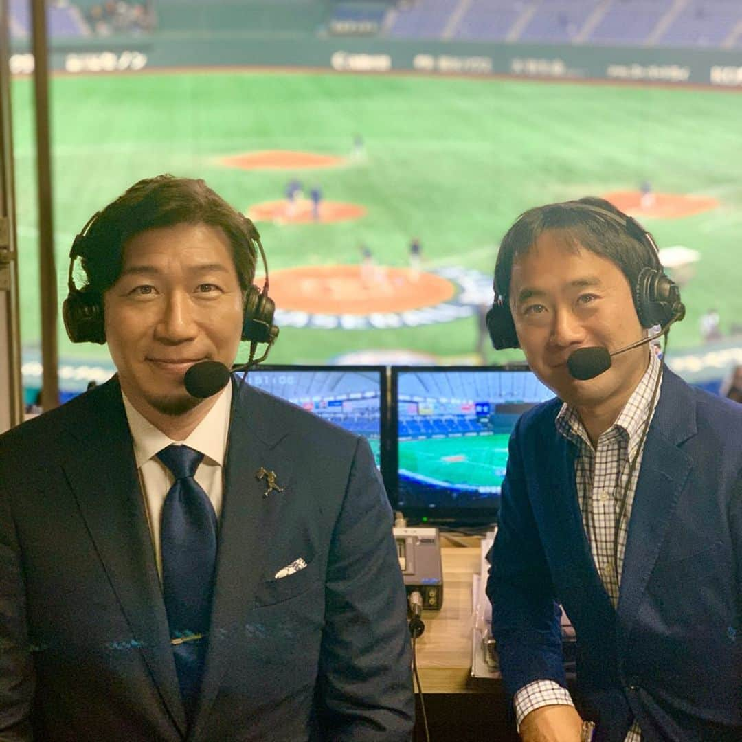 多村仁志さんのインスタグラム写真 - (多村仁志Instagram)「#⚾️ #WBSC #premier12 日本代表🇯🇵vs米国代表🇺🇸戦を解説🎙 ・ 今年のMLBオールスターゲームウィーク期間中に取材をしたJo Adellにも試合前に久し振りに会い言葉を交わし、そのAdellがライトへ完璧なホームラン。 ・ しかし、打たれたのが大野雄大で複雑🥴 ・ 明日のMexico🇲🇽戦、頑張れ侍JAPAN！」11月12日 23時48分 - hit_tamu