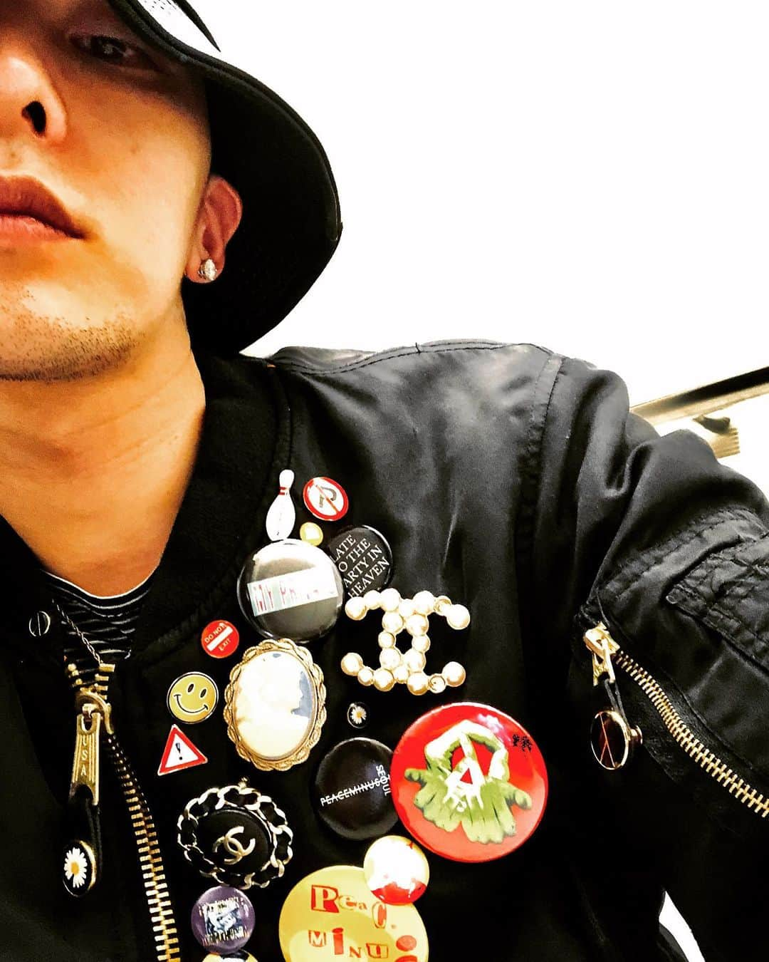 G-DRAGONさんのインスタグラム写真 - (G-DRAGONInstagram)「#AD 11.11」11月13日 0時46分 - xxxibgdrgn