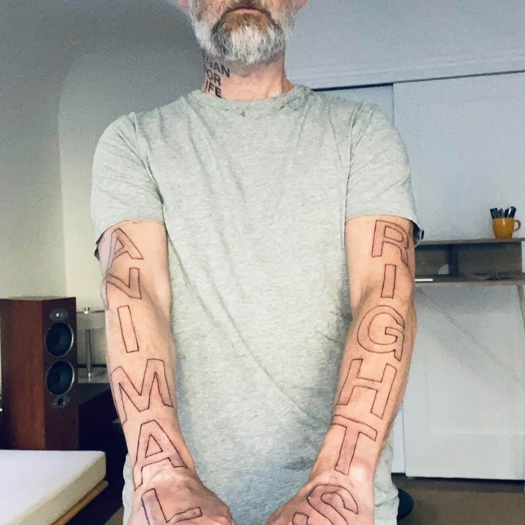 モービーさんのインスタグラム写真 - (モービーInstagram)「As November is my 32 year vegan anniversary i thought i’d get a tattoo (well, technically 12 tattoos) to celebrate. I’m a vegan animal rights activist for many reasons, but ultimately because i believe at the core of my being that every animal has the right to live their own life, according to their own will. Thanks @thekatvond @highvoltagetat  #veganforlife #animalrights」11月13日 1時00分 - moby