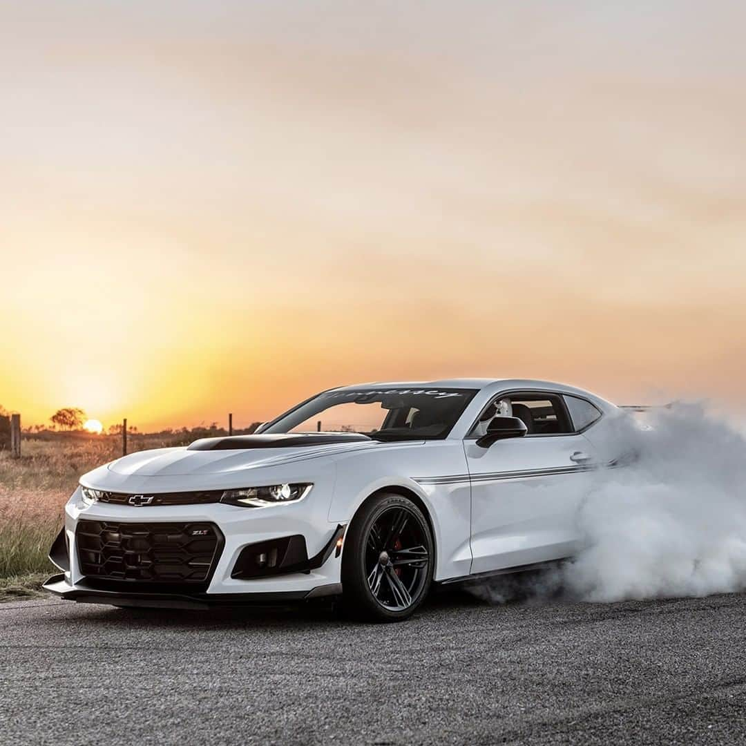 HYPEBEASTさんのインスタグラム写真 - (HYPEBEASTInstagram)「#hypeAF: @johnhennesseytexas has developed his 2017 840-horsepower Exorcist with a fully tuned Hennessey Resurrection ZL1 1LE Camaro. In true Hennessey Performance fashion, the Camaro’s standard 650-horsepower LT4 V8 engine was ripped out and replaced with an LT5 from a Corvette ZR1 which, at stock, pushed out 755. Head to the link in bio to watch the motor in action.⁠ Photo: Hennessey Performance⁠ ⁠」11月13日 2時01分 - hypebeast