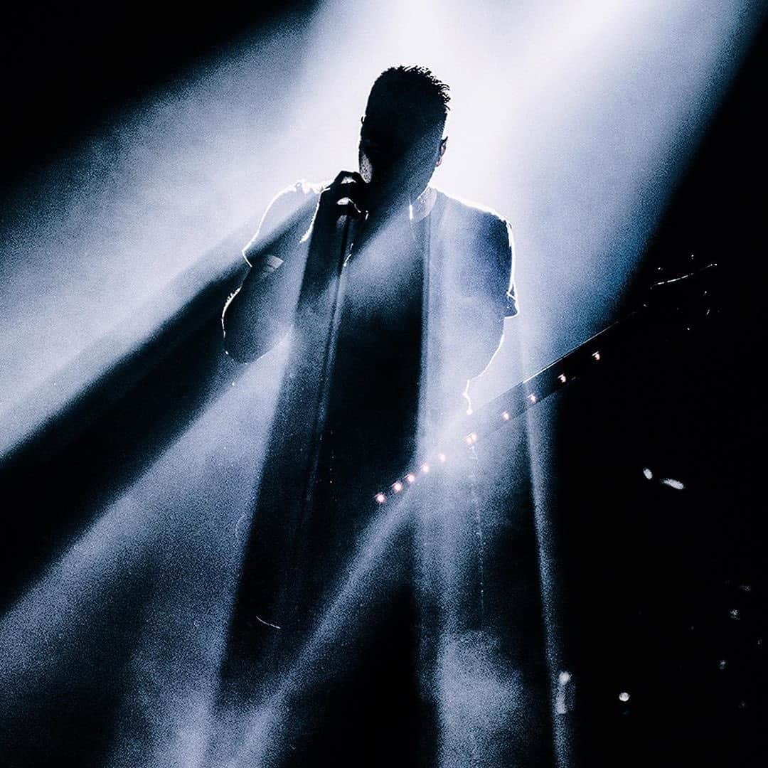 MUSEさんのインスタグラム写真 - (MUSEInstagram)「”Man with a Harmonica” @ctwolstenholme78 📷 @hpvv」11月13日 2時43分 - muse