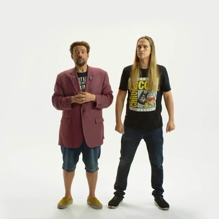ケヴィン・スミスのインスタグラム：「The @jayandsilentbob #rebootroadshow couldn’t go anywhere unless we had a sponsor - and we were lucky enough to score a Grade A, top shelf sponsor for the #jayandsilentbobrebootroadshow Tour: the fine folks at Jersey born-and-based @audible! And if that wasn’t sweet enough, they let me and @jaymewes shoot some spots with #jayandsilentbob! We’ve been showing these shorts every night on the Tour and I’m proud to finally present them here (one at a time)! Many, many thanks to the #audible empire for helping us get our Reboot out there! It’s been bliss for me to watch my movie with the crowd every night and it always starts with these silly spots! From one #newjersey native to another, I offer my heartfelt thanks! To get a free 30-day trial (which includes 1 audiobook and 2 Audible Originals) go to the link in my bio! #KevinSmith #gratitude #jaymewes #jasonmewes #audibleoriginal #jayandsilentbobreboot」
