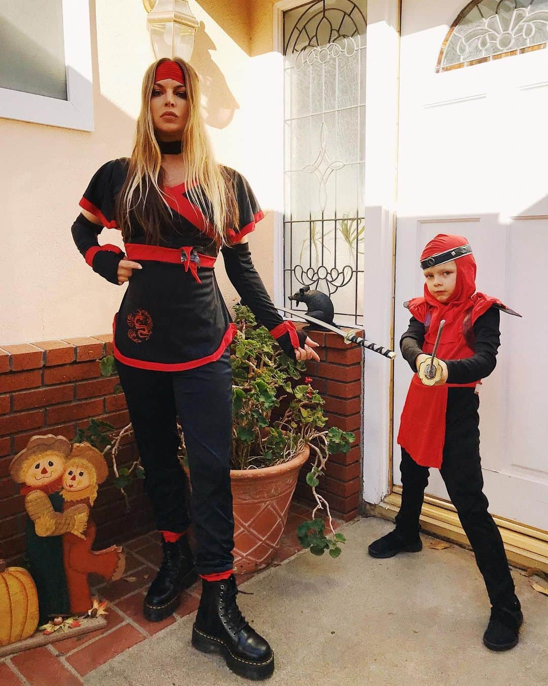 ファーギーさんのインスタグラム写真 - (ファーギーInstagram)「Twinjas」11月13日 2時56分 - fergie