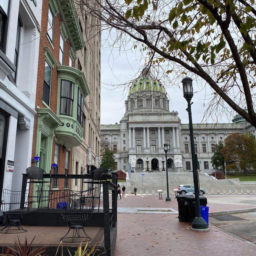 ジム・アドキンスのインスタグラム：「Surviving. Fourteenth giggage. Capitol Room at the HMAC. Harrisburg, PA」