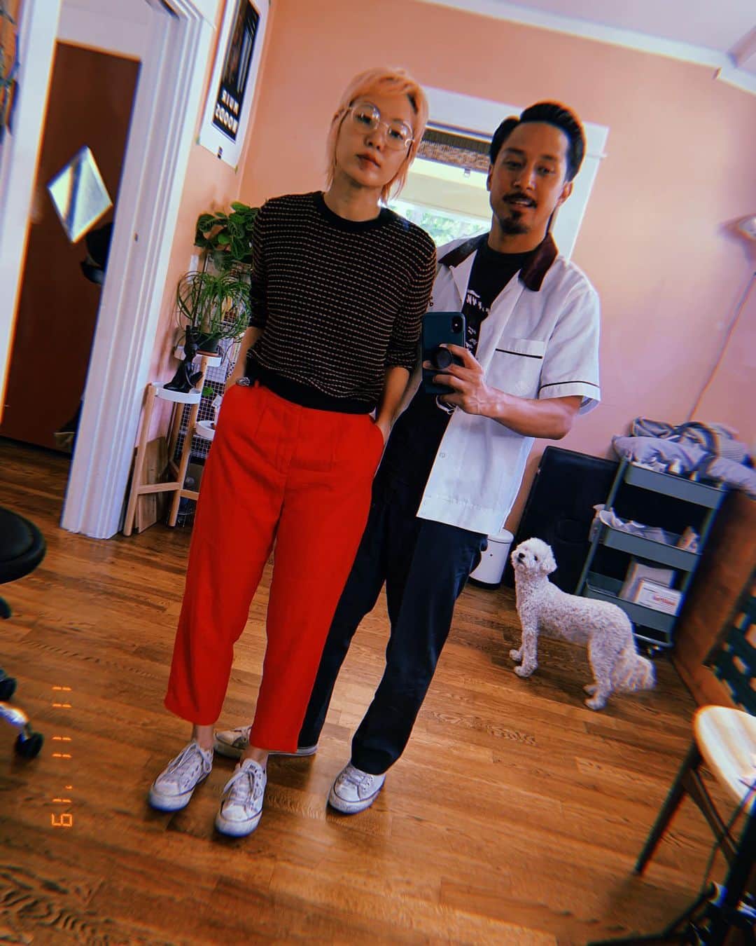 ショーン・エバリストのインスタグラム：「Heading back to the bay today for like a week. Both of us teaching tonight at @citydancelive 🙌🏽 come thru! Starts at 7:45pm ⚡️⚡️⚡️ . . . Update: Haven’t done this in a while but 208 days of marriage btw☀️Finally got a home espresso machine🙌🏽 Wifey came thru since we went low end on the toaster🔥s/o @anna_dalton for the personal coffee session! Also the Aye X Dad collab on the fence is going well, working on the gate planning next. We’re also rewatching all of breaking bad on our downtime🛢💰🧪⚗️🛎 😱 🐓 Gus tho...damn😱」