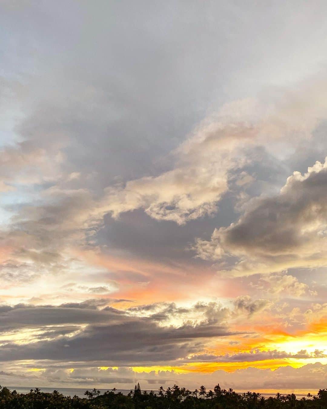 奥田順子さんのインスタグラム写真 - (奥田順子Instagram)「空が綺麗📷 #iPhone#Hawaii#ハワイ#ハワイ景色」11月13日 4時45分 - okuda_junko