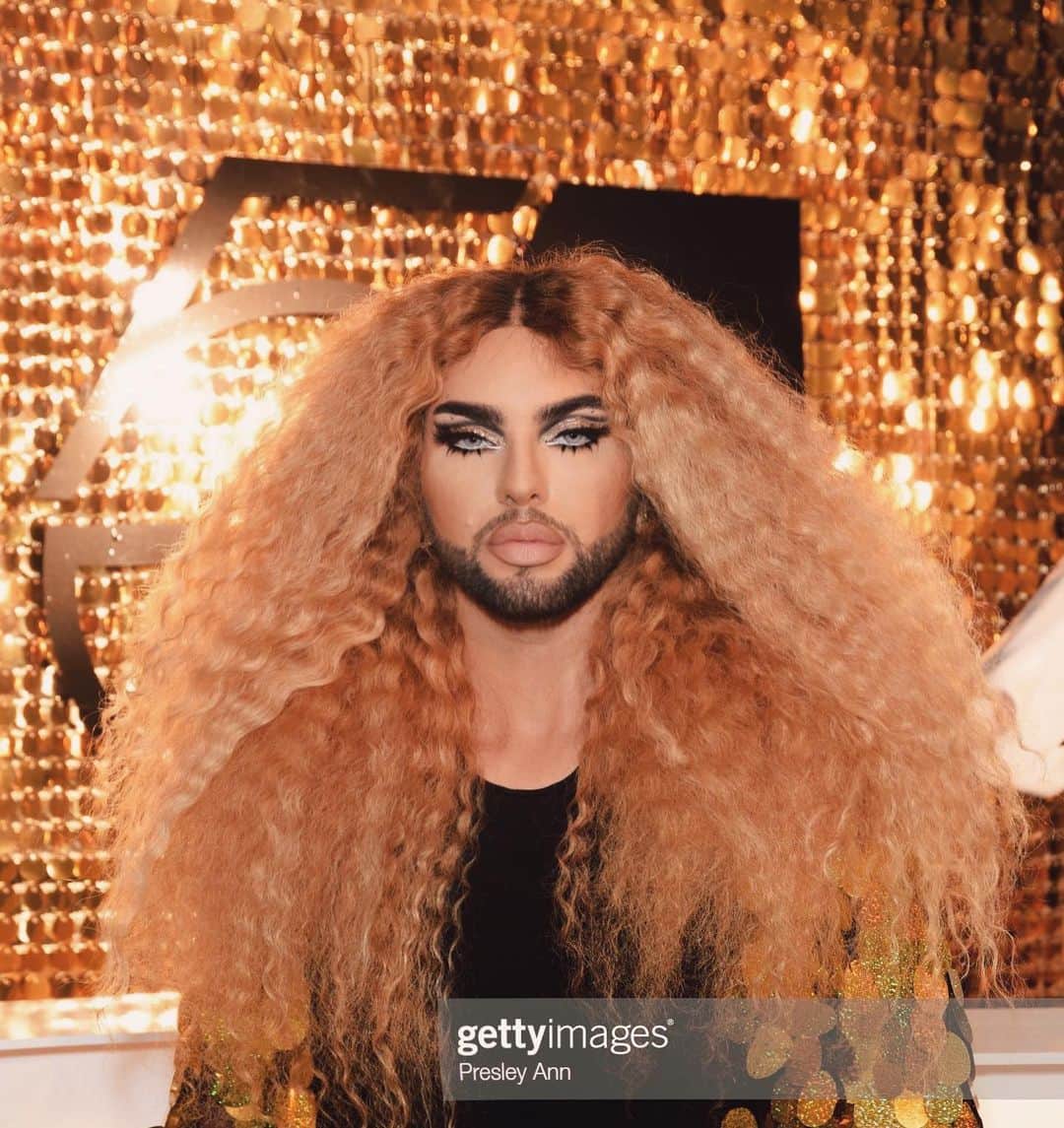 A riel D iazのインスタグラム：「Fun little disco moment last night for @patrickstarrr’s birthday ♥️✨」