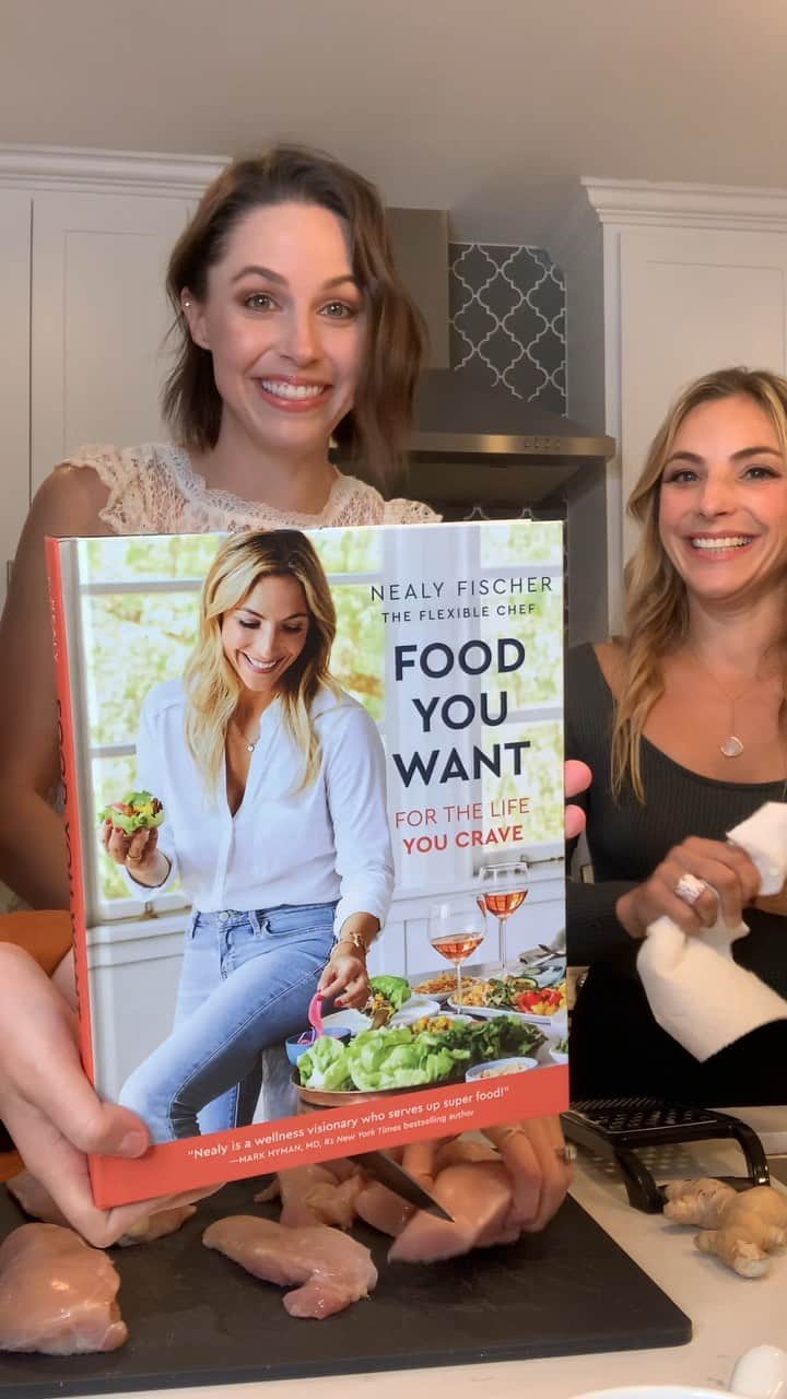 ベイリー・マディソンのインスタグラム：「@kaitlinvilasuso and I had @theflexiblechef on the podcast and decided to cook up a little something afterwards! Part one! Xxxxx」